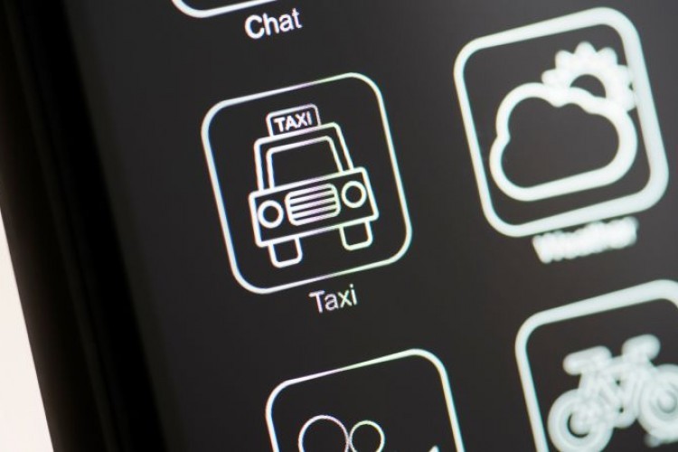 Corte di giustizia UE: legittima l’applicazione di ricerca taxi non legata al servizio di trasporto (causa C-62/2019)