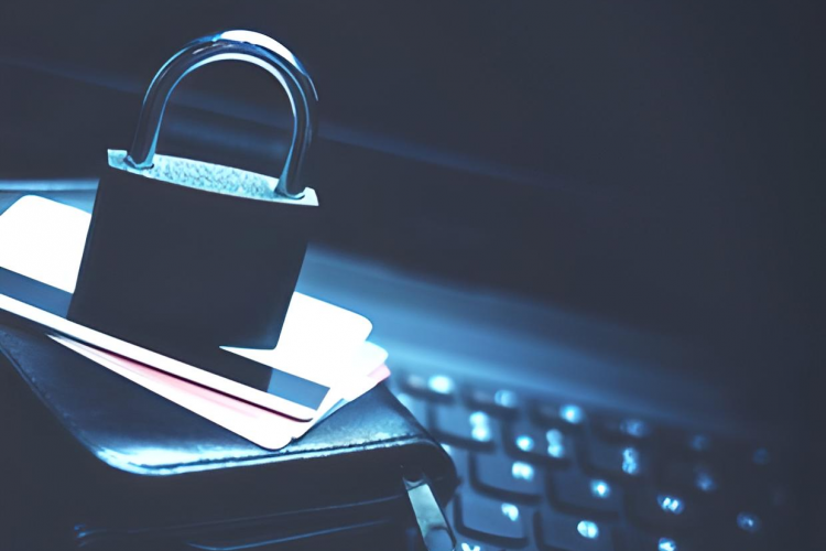 Niente risarcimento per il correntista che non protegge le proprie credenziali di accesso