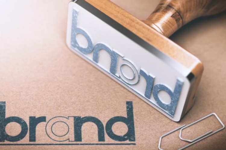 La licenziataria di un marchio può chiedere il rinnovo dello stesso solo se espressamente autorizzata dal suo titolare