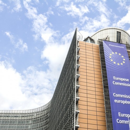 La Comunicazione della Commissione per il decennio digitale, visioni e prospettive per la piena digitalizzazione dell’Europa entro il 2030