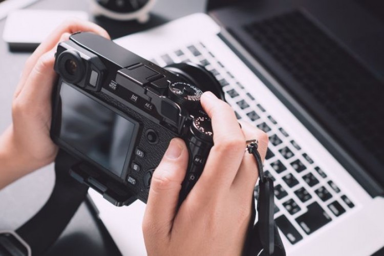 La tutela dei diritti del fotografo sull’opera video-fotografica digitale con gli strumenti dell’Informatica forense