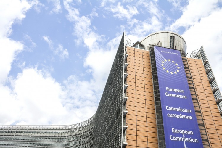 La Comunicazione della Commissione per il decennio digitale, visioni e prospettive per la piena digitalizzazione dell’Europa entro il 2030