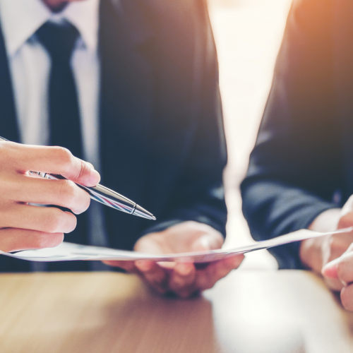 Contratti bancari: il requisito della forma scritta è rispettato anche quando il contratto non è sottoscritto dall’intermediario