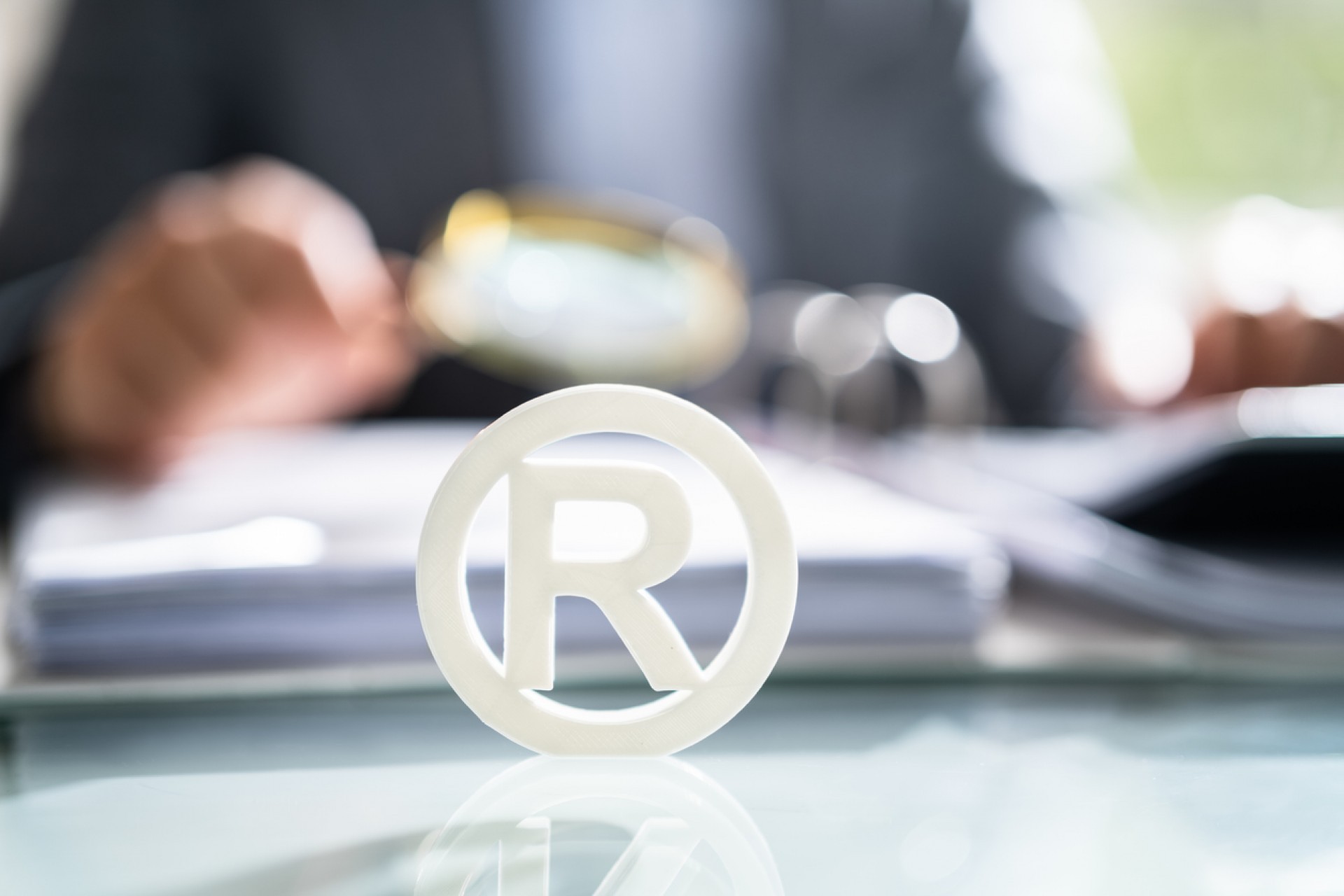 Permanenza online del marchio a seguito della cessazione della licenza : è lecito?