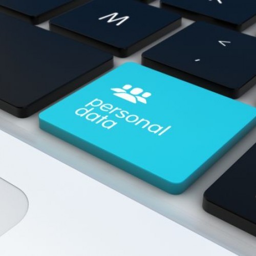 Tratti i dati personali senza consenso? Per la Cassazione è illecito permanente